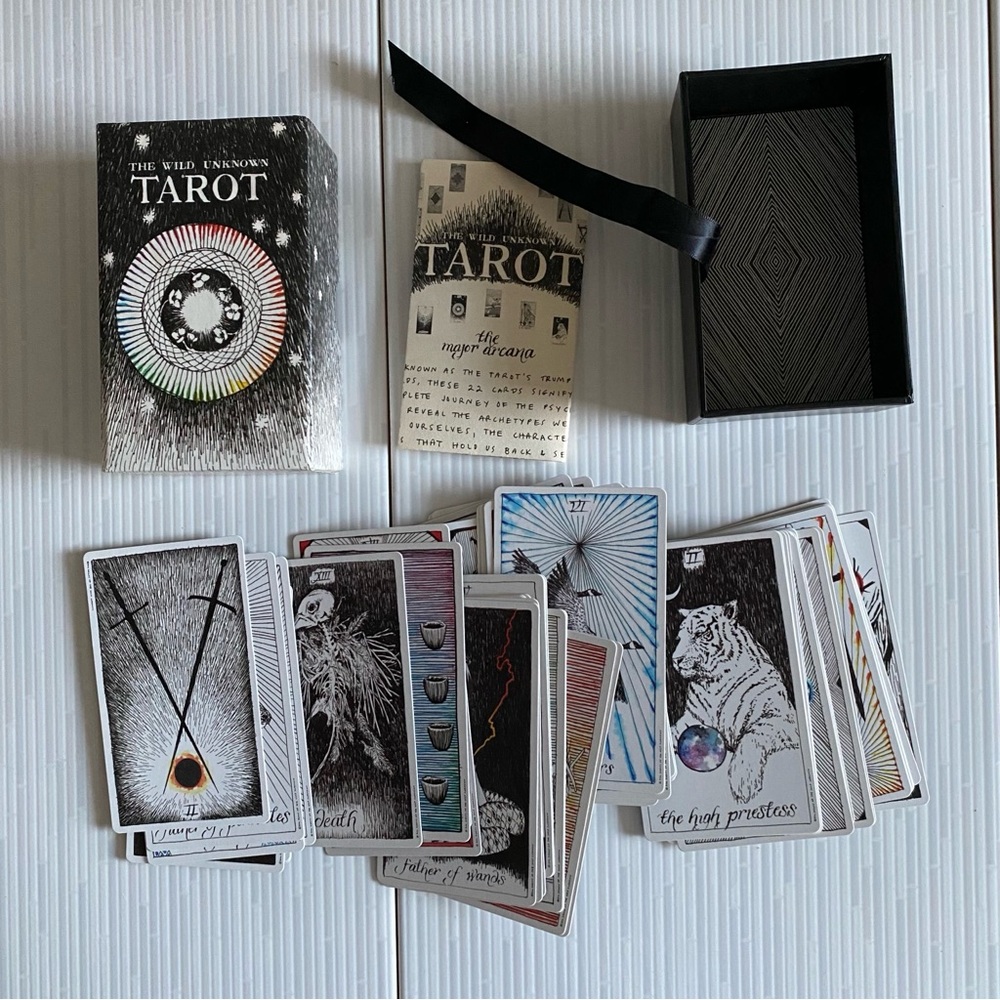 NEW The Wild Unknown Tarot Deck Mystical Whimsical Wicca - Picture 3 of 6